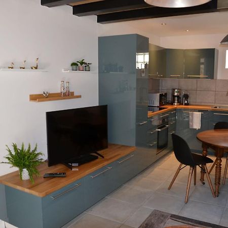 Bleautiful "Alienor" Charmant Appartement Avec Terrasse Fontainebleau Exteriör bild