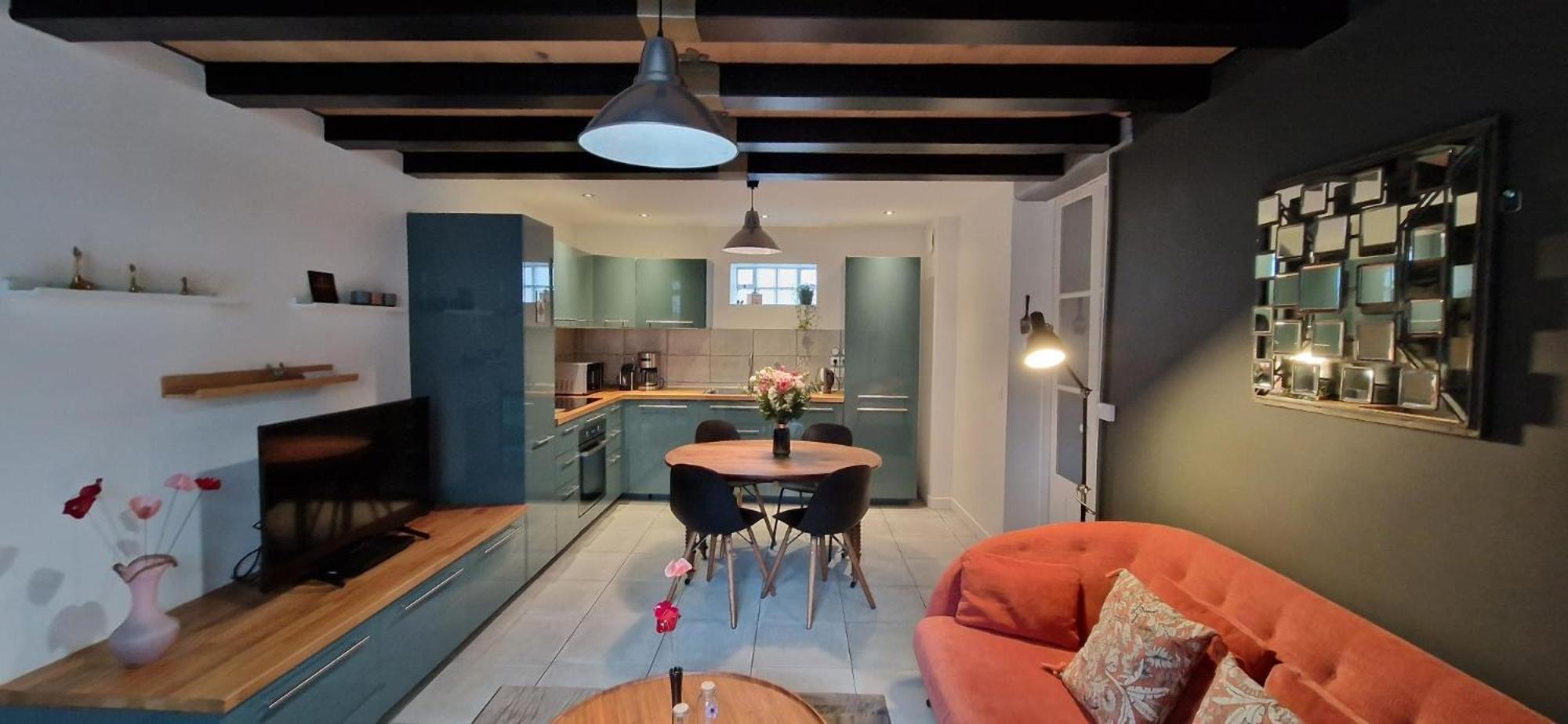 Bleautiful "Alienor" Charmant Appartement Avec Terrasse Fontainebleau Rum bild